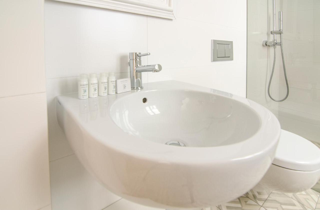 Wishlist Prague Residences - Charles Bridge Karlova Екстериор снимка