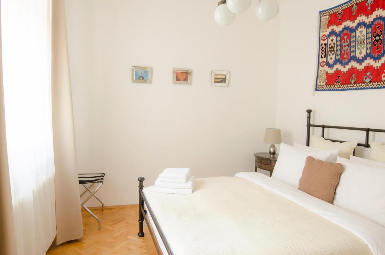 Wishlist Prague Residences - Charles Bridge Karlova Екстериор снимка